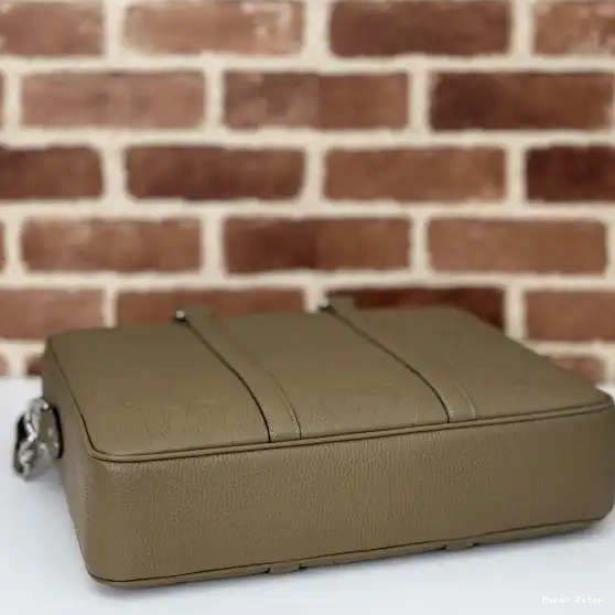 Hyper Peter JUMBO BRIEFCASE GUCCI GG 0704